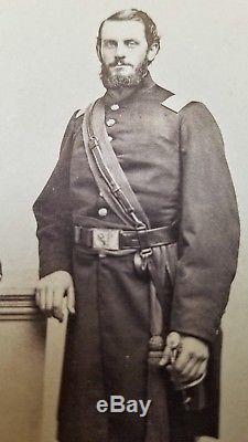 ORIG Civil War ARMED UNION OFFICER CDV New Hampshire 11th Infantry Reg't Kepi