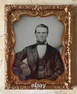 Original! CIVIL War Era Man 1/9 Plate Ambrotype Photo