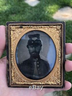 Original Civil War Soldiers/ Kepi 1/6th Plate Tin Type Photograph