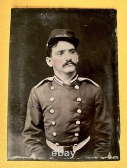 Original Post Civil War Tintype Of A Soldier