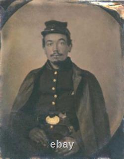 Original Tintype Armed Union Civil War Soldier 1860s