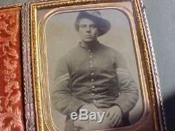 Outstanding Half Plate Tintype Of Civil War Soldier