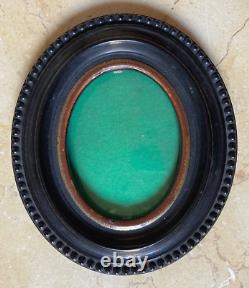 Oval Thermoplastic Gutta Percha Tintype Ambrotype Daguerreotype 1/16 Plate Frame
