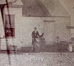 RARE! CIVIL WAR MAN with DOG AT NEW ENGLAND CHOWDER RESTAURANT TINTYPE PHOTO