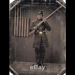 Rare 4th plate tintype quadruple armed civil war soldier and American flag
