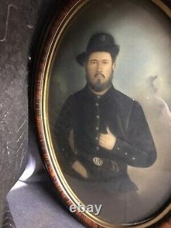 Rare Civil War Union Soldier Oval Bubble Framed Picture Antique 21x16