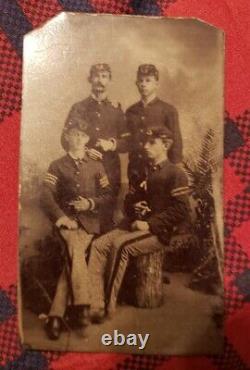 Rare Group Of Four Indian War Era Soldiers Tintype