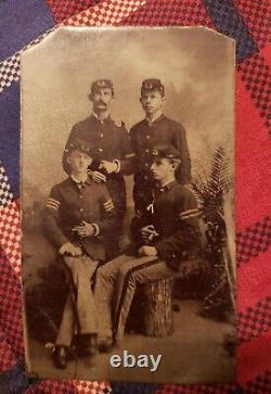 Rare Group Of Four Indian War Era Soldiers Tintype