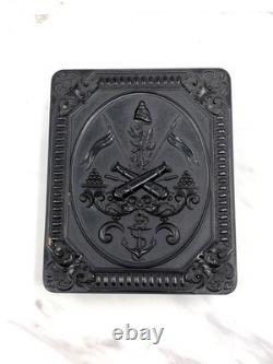 Scovill Gutta Percha Union Case with Civil War Crossed Canons 1/4 plate
