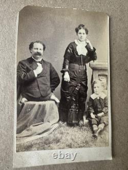 Small Lot 2 CDV Photo Civil War Ohio OVI Soldier & Sideshow Family 1860s 1870s