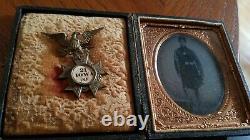 VERY RARE Civil War Tintype Union Soldier Armed with Veterans Medal