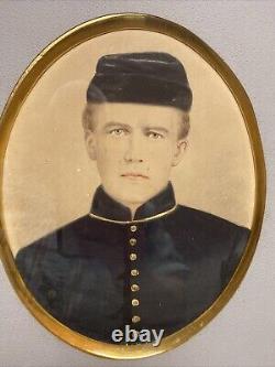 VTG Painting Drawing Photo Civil War Union Soldier in Amazing Period Frame