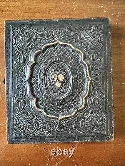 YOUNG CIVIL WAR ARMED SOLDIER CALIFORNIA 1/6 AMBROTYPE Photo ORIGINAL 1860s