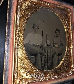 Young Poker Players / Civil War Soldiers Painted Gold Buttons + Gun 1/6 Tintype